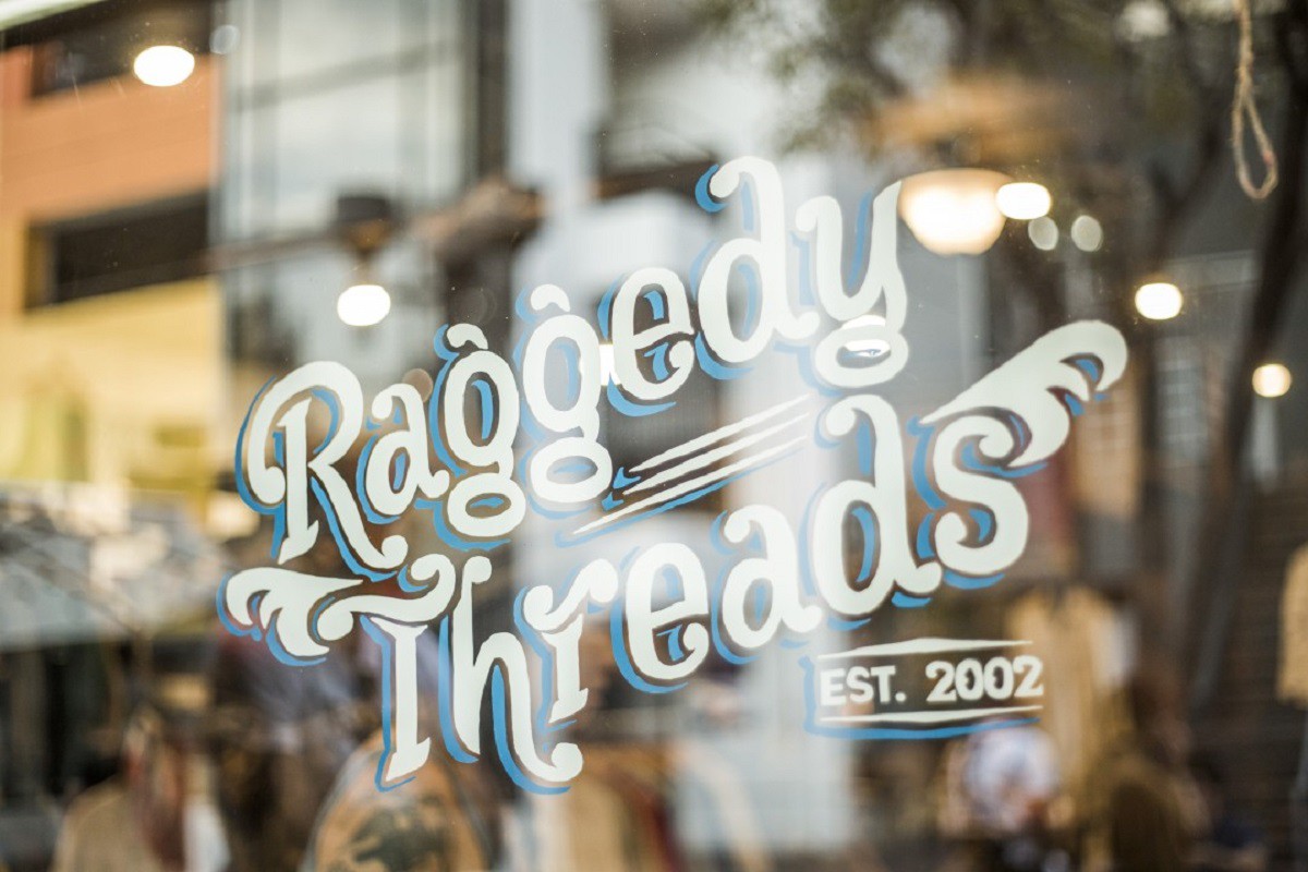 リトルトーキョーの人気ヴィンテージショップが15周年