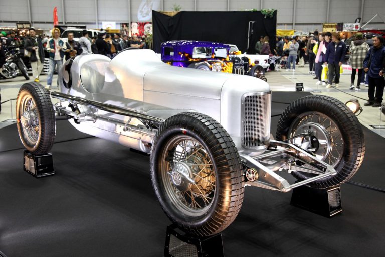 カークラブプラーク #4 ホットロッド カスタムカー