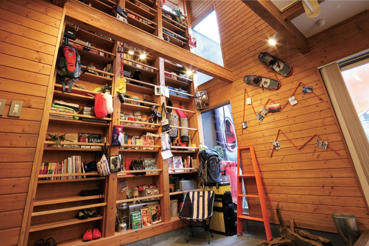 BESS（ベス）」の“ハシゴ de 本棚”はどう使う？ おすすめの使い方3選