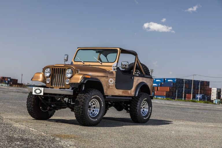 V8を載せたマッスル・ジープ「1986 AMC Jeep CJ-7」に注目！ | Dig-it