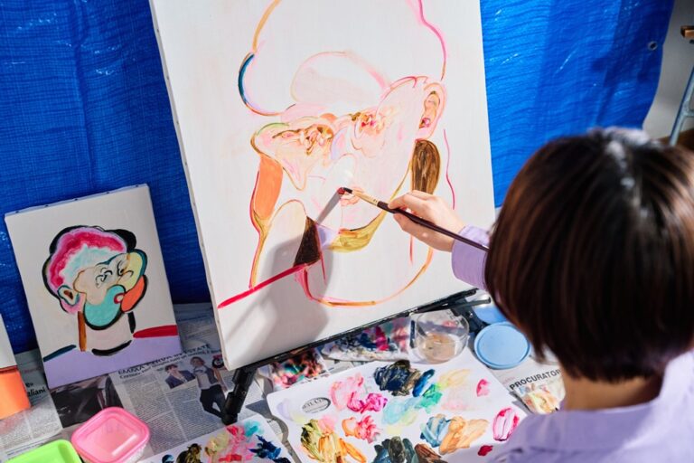 THE VISUAL PERFORMER Vol.177 画家・相川恵子｜表情の見えない人間の顔に込められたものとは？