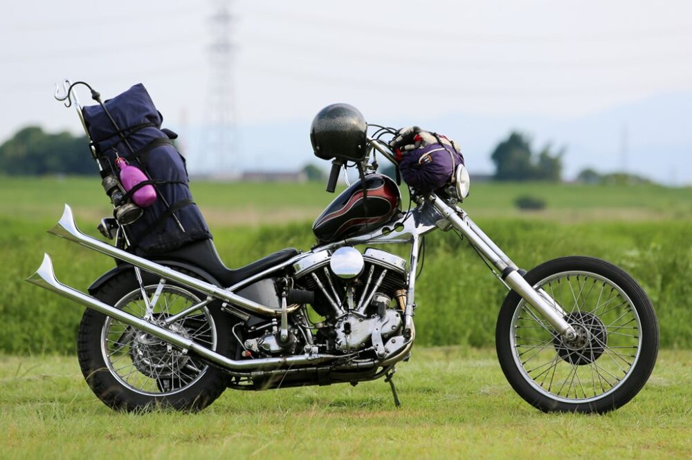 個性的すぎ！ チョッパーで行くバイクキャンプ。｜1951 HARLEY