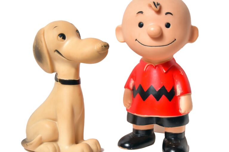 みんな大好き、スヌーピー！ PEANUTSのヴィンテージソフビ