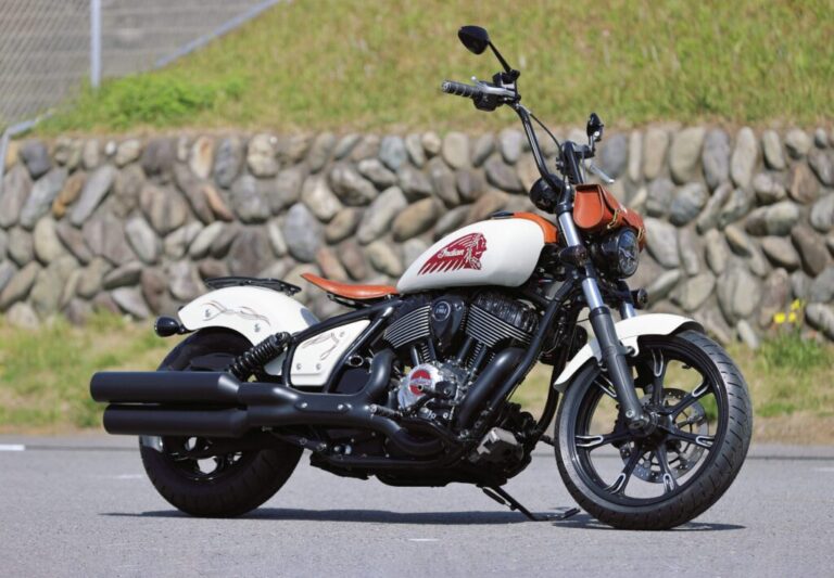 インディアンとレッドウイングという、２大アメリカンブランドがコラボした特別なバイクを販売！