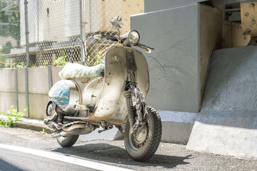 H-Dフリークがノーマルからいじり倒した個性派Vespa（ベスパ）。 | Dig 