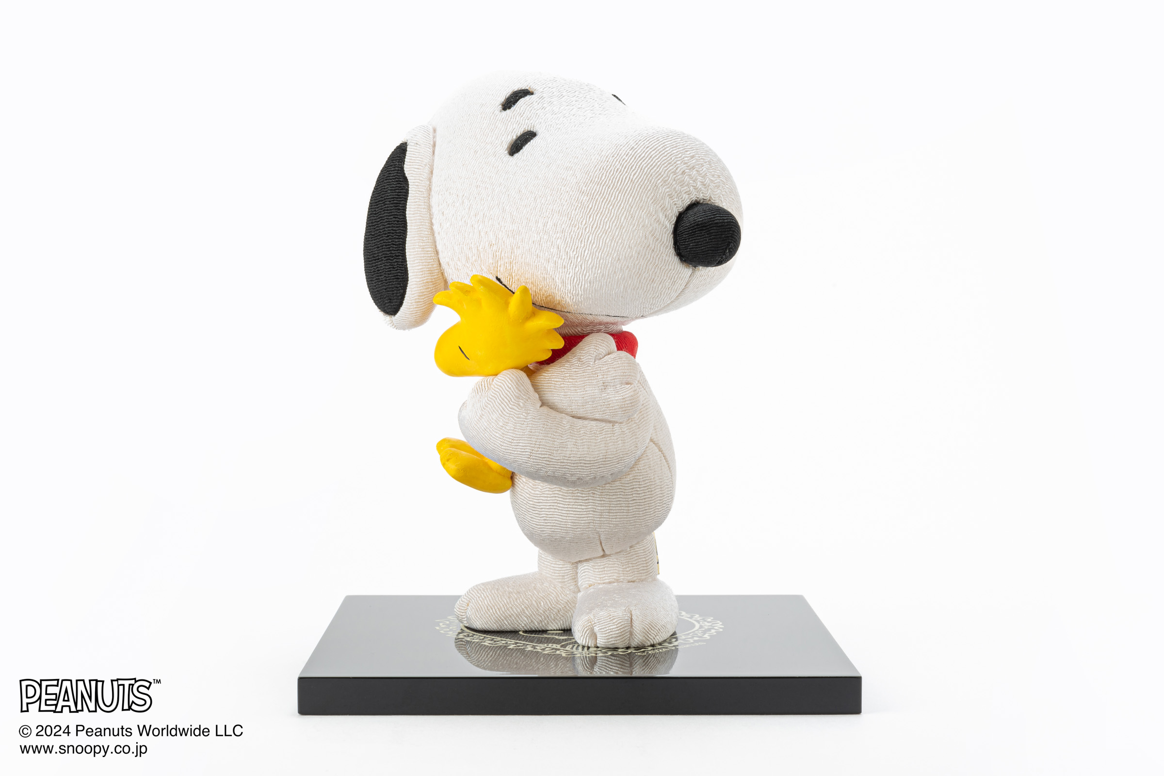 人形職人の手仕事によるスヌーピーフィギュア「江戸木目込人形 PEANUTS」本日発売 | Dig-it [ディグ・イット]