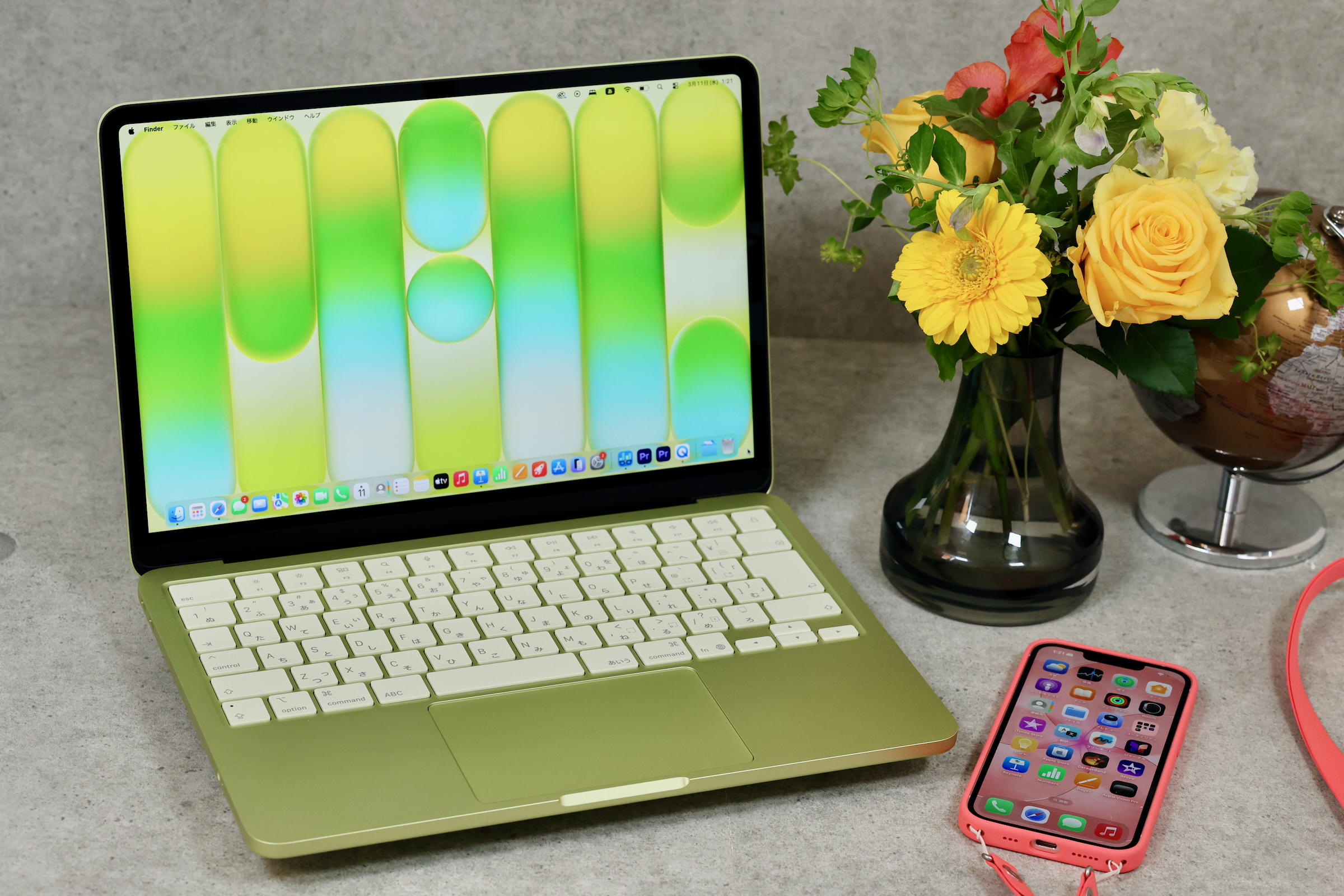 10万円切りのMacBook Neo、手にしてみると愛おしい【先行レビュー