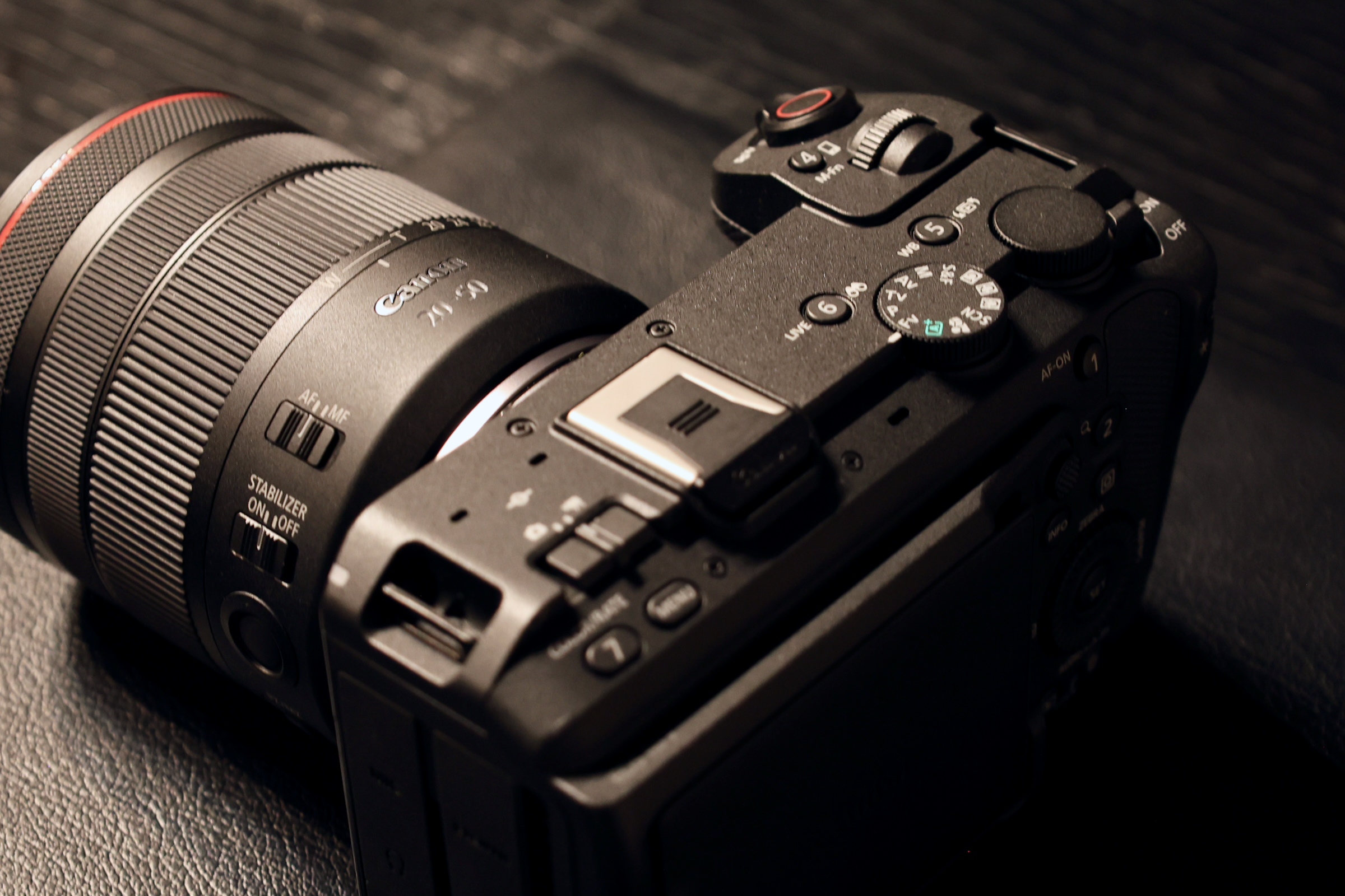 キヤノンから『動画の6』フルサイズセンサー搭載EOS R6 V登場 | Dig-it